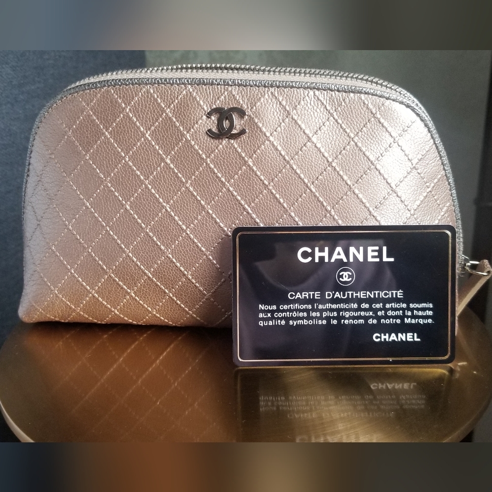 Chanel CC cosmetic pouch stitched leather